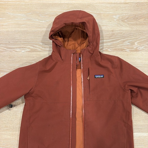 Patagonia 3-in-1 kids jacket in rust - size medium - Picture 2 of 12